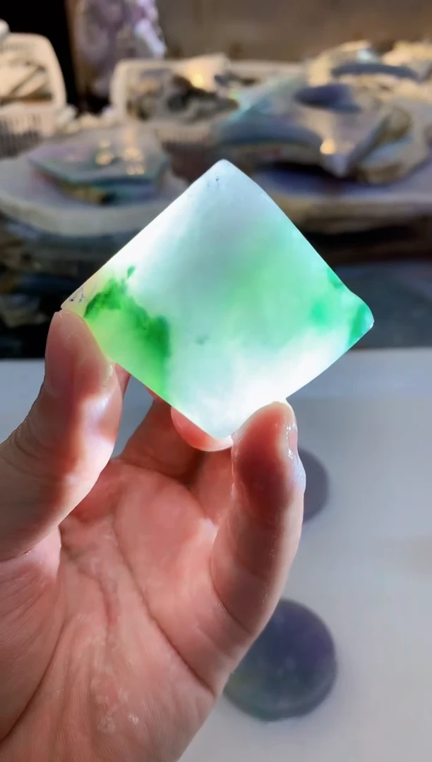 【闪购商品】翡翠挂件未镶嵌0朱0翡翠珠宝391