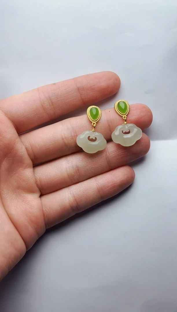 【闪购商品】和田玉耳饰银S925镶嵌如意耳坠kk