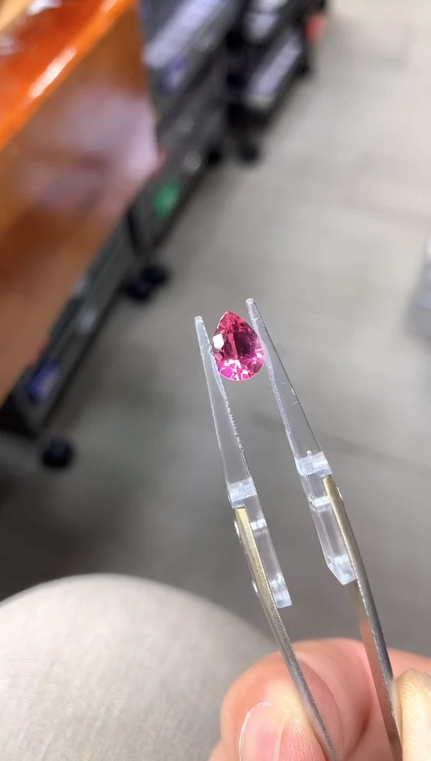 未镶嵌裸石碧玺1.45ct 75
