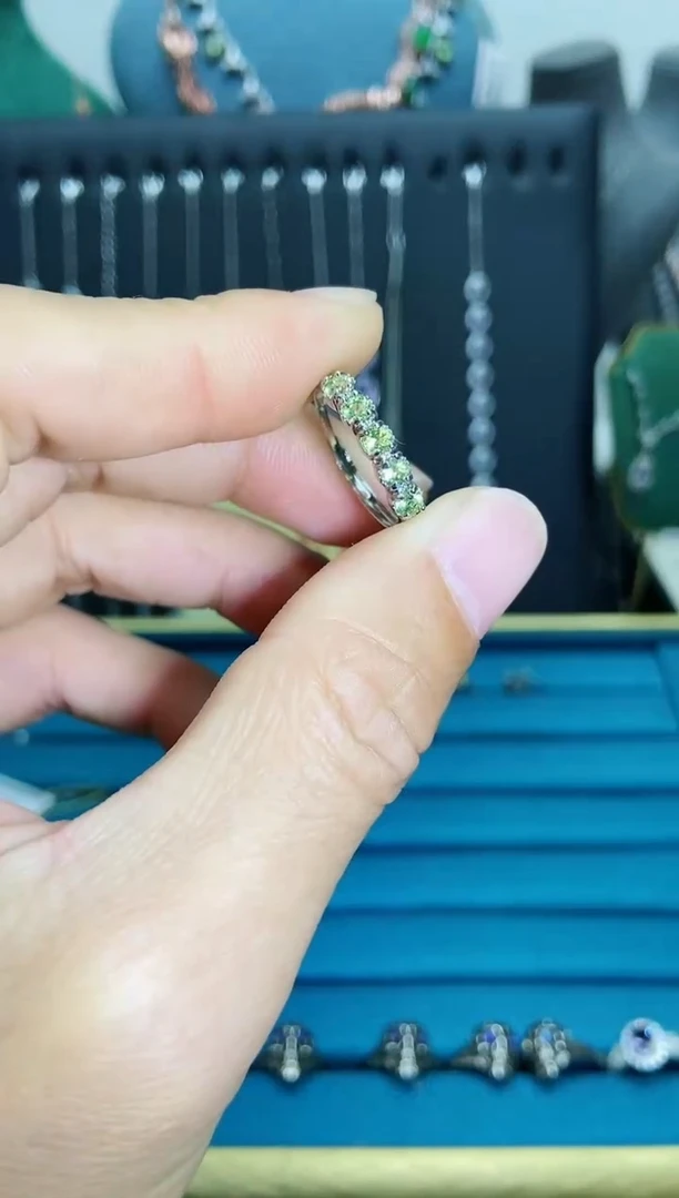 【闪购商品】橄榄石戒指银S925镶嵌1121