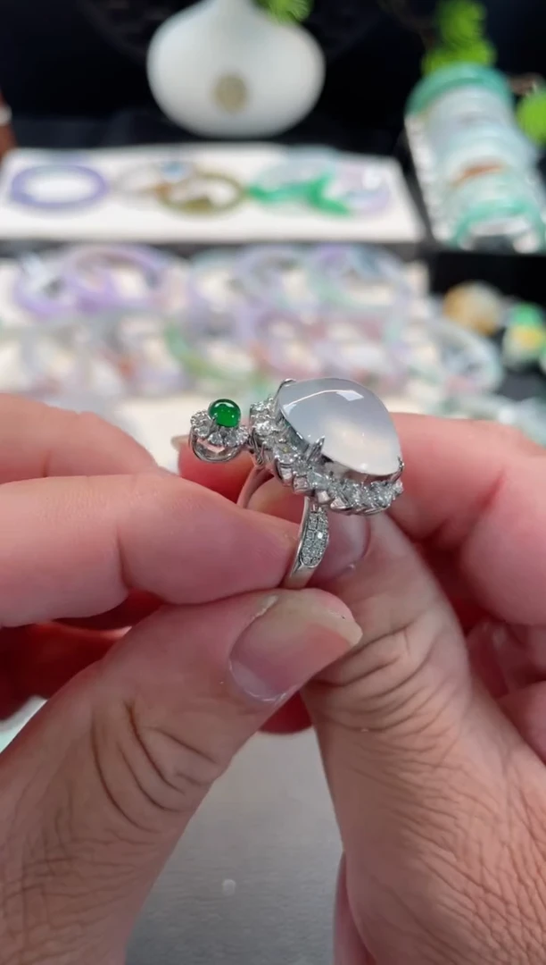 颈饰未镶嵌翡翠166号链接