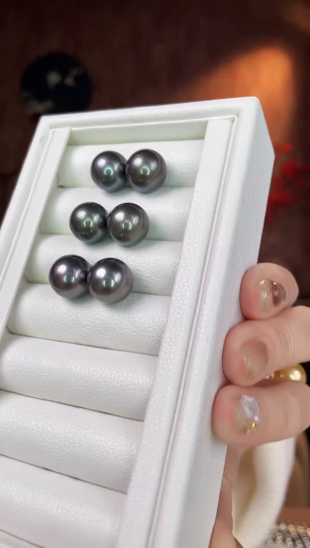 【闪购商品】海水珍珠耳钉18K金镶嵌大溪地13-14mm多样性发一对