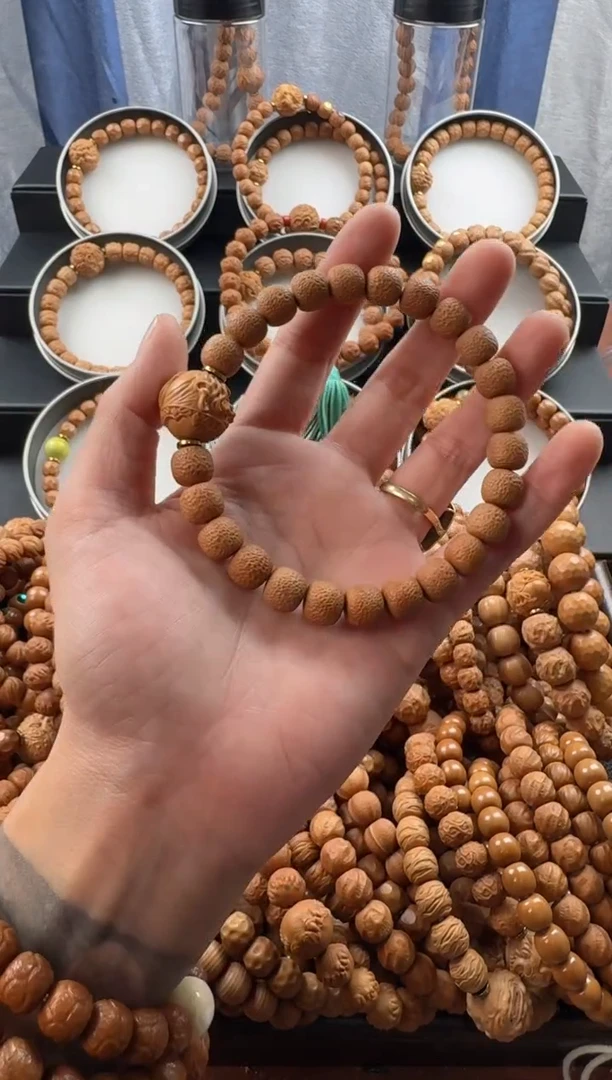 手串猴头核桃荔枝纹送单颗雕刻瑕疵