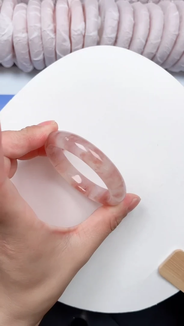 未镶嵌手镯石英质玉3-52