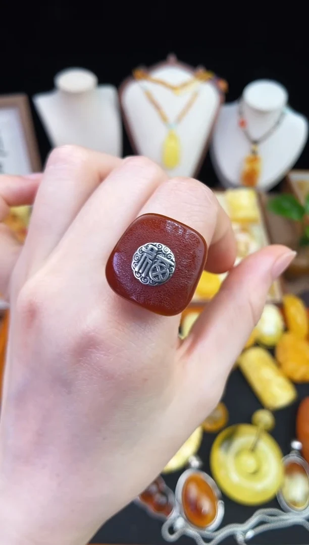 琥珀未镶嵌珠宝奇石柒月