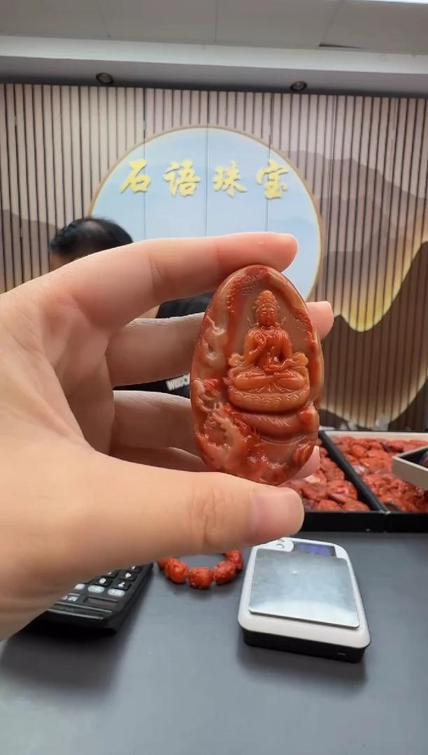 未镶嵌雕刻南红玛瑙011ZB1207产品一个