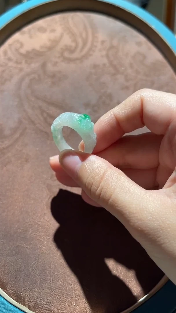 翡翠戒圈未镶嵌红翡绿翠