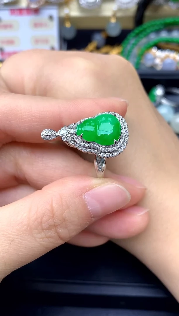 18K金镶嵌戒指翡翠431 -中国好珍宝