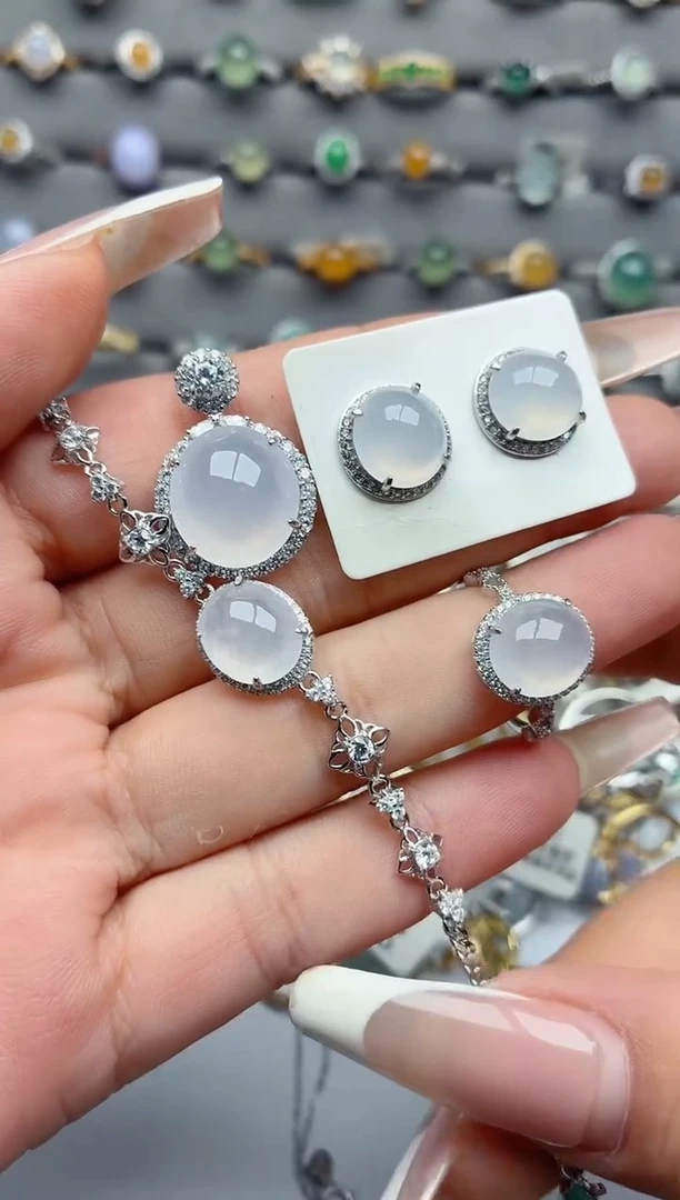 吊坠(不含链)银S925镶嵌翡翠乌****u.