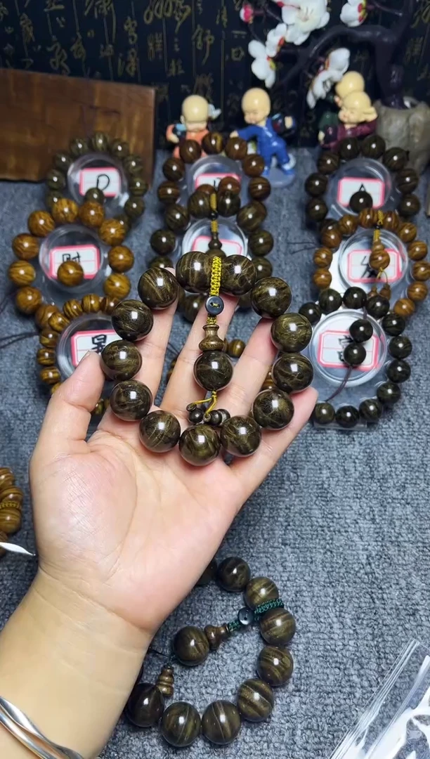 阴沉木手串/手链1.8冰裂龙胆纹320