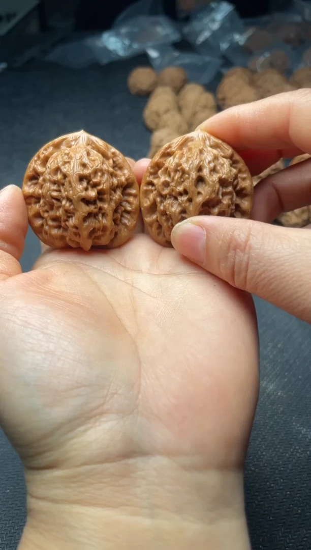 核桃w81  金公子42尺