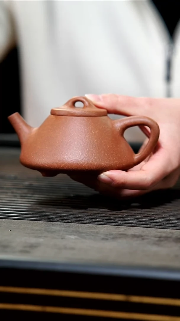 【闪购商品】紫砂茶壶07-微瑕半手粗砂降坡子冶石瓢210cc