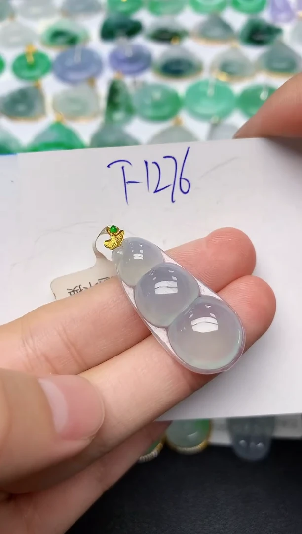 颈饰18K金镶嵌翡翠天然缅甸A货翡翠百元以上9元证书费自理