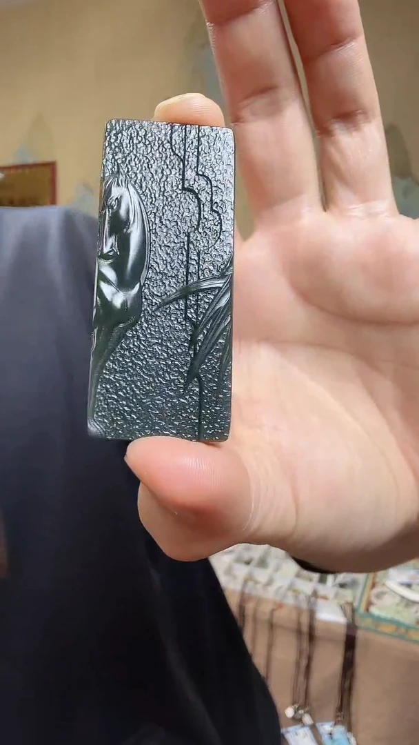 颈饰未镶嵌和田玉老*计.