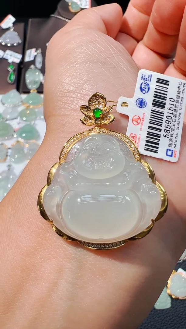 吊坠(不含链)18K金镶嵌翡翠佛公吊坠1510