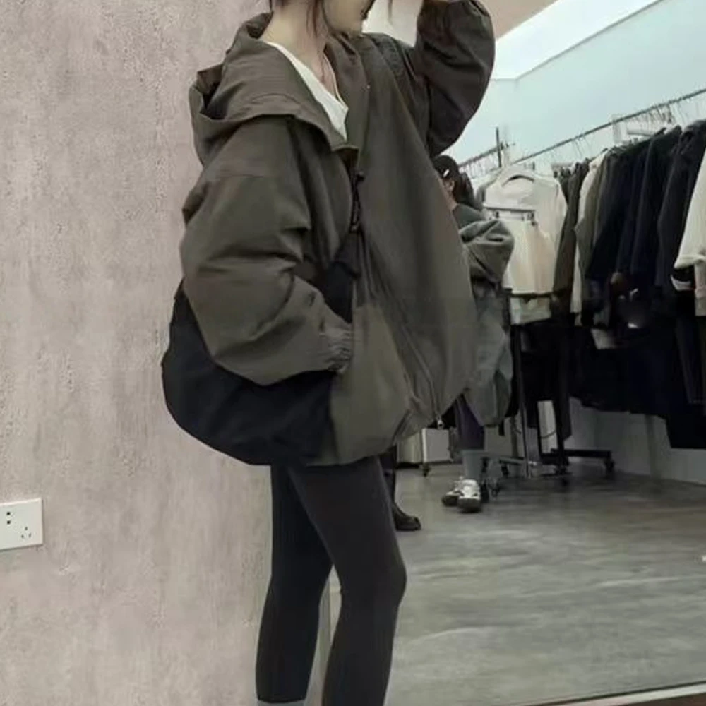 简约休闲风韩版时尚外套女2025年秋冬新款宽松百搭连帽纯色棉服