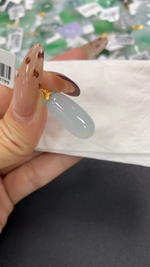 颈饰18K金镶嵌翡翠a货假一赔三支持复检百元上9元证书费自理