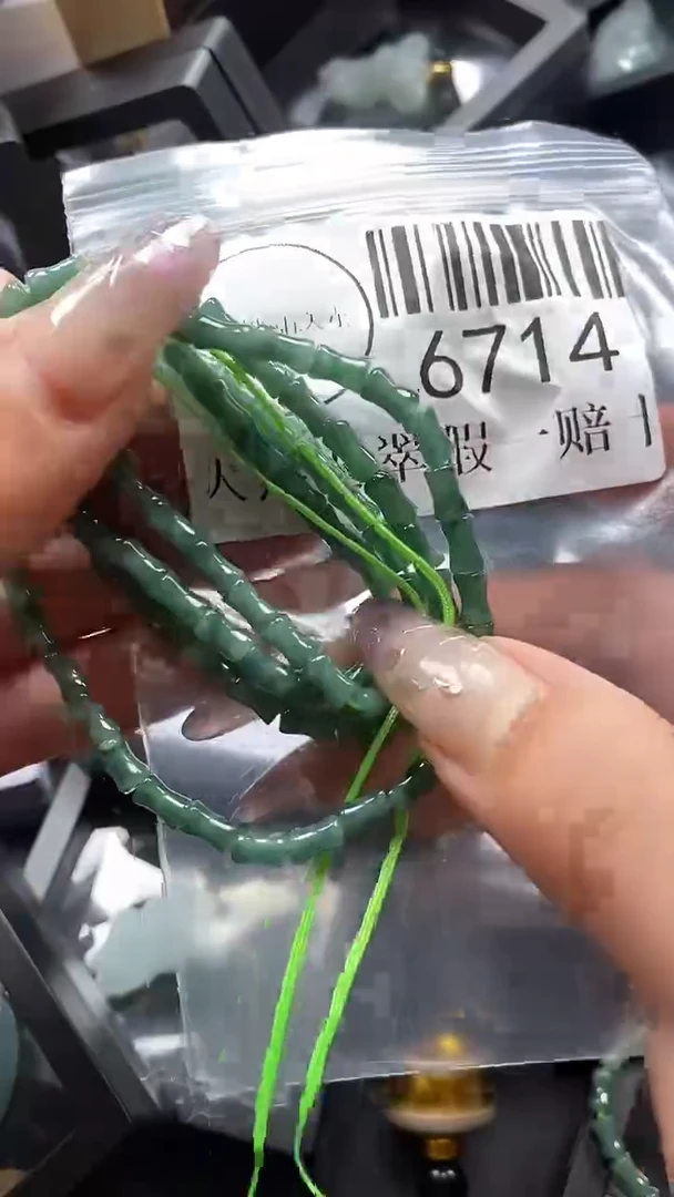 吊坠(不含链)未镶嵌翡翠6714