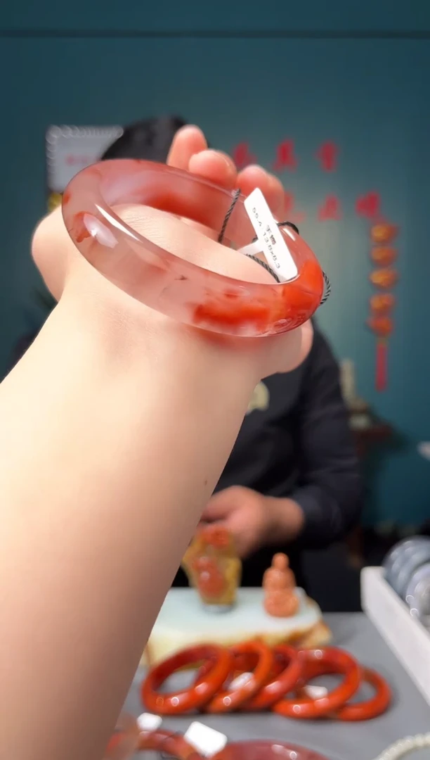 【闪购商品】南红玛瑙颈饰未镶嵌54/55