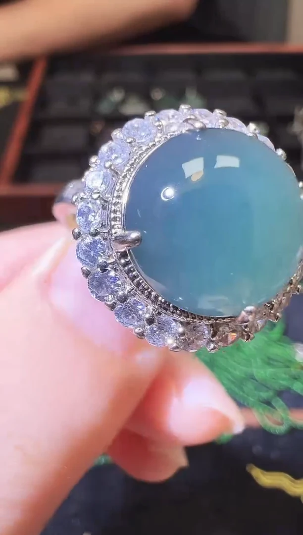 翡翠未镶嵌颈饰天然a货翡翠成品多样性发其一