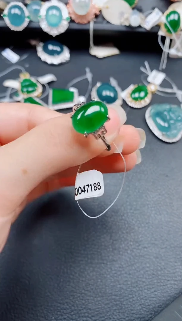 银S925镶嵌戒指翡翠翡翠