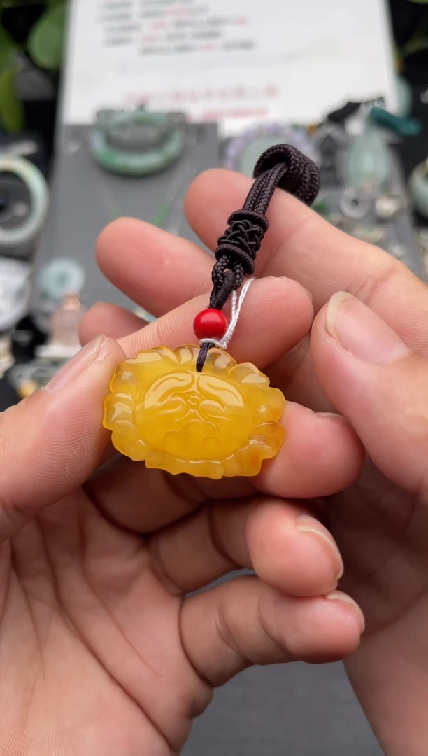 蜜蜡颈饰未镶嵌吊坠
