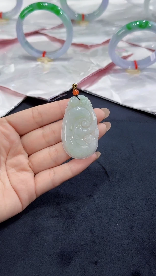 吊坠(不含链)未镶嵌翡翠天然缅甸A货翡翠·吊坠·如意