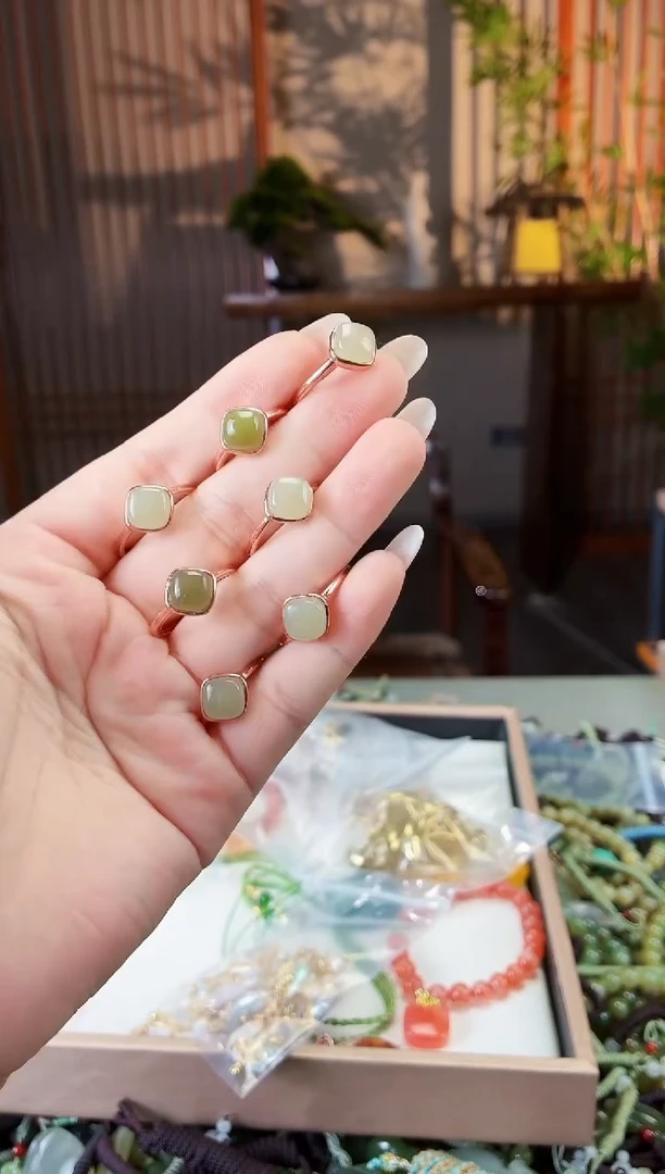 合金和田玉挂件多样性发货拍一发一