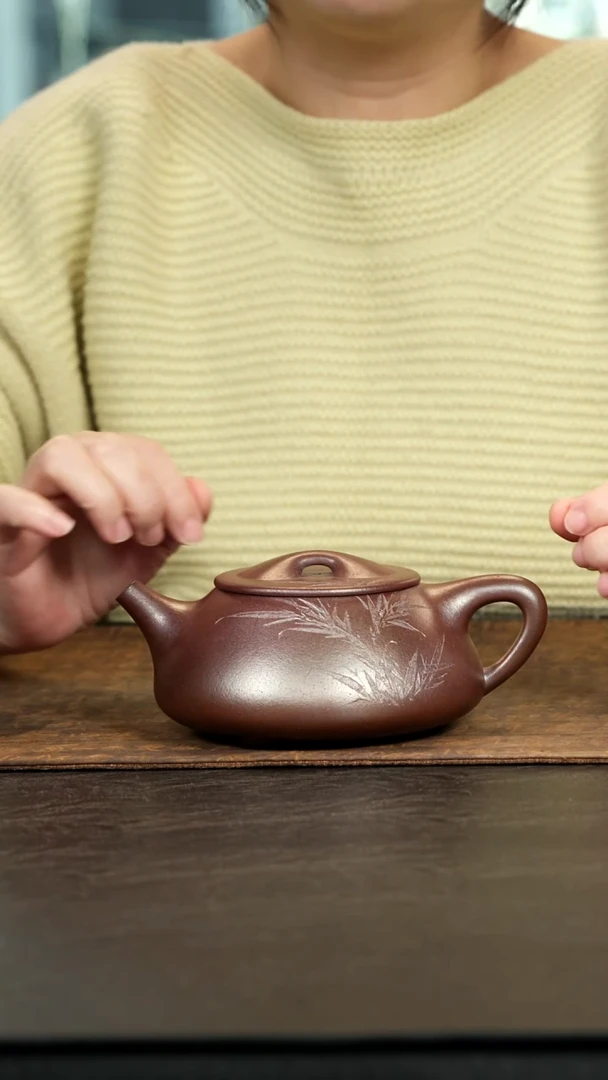 茶壶紫砂岁**友柴烧满瓢430cc刻绘