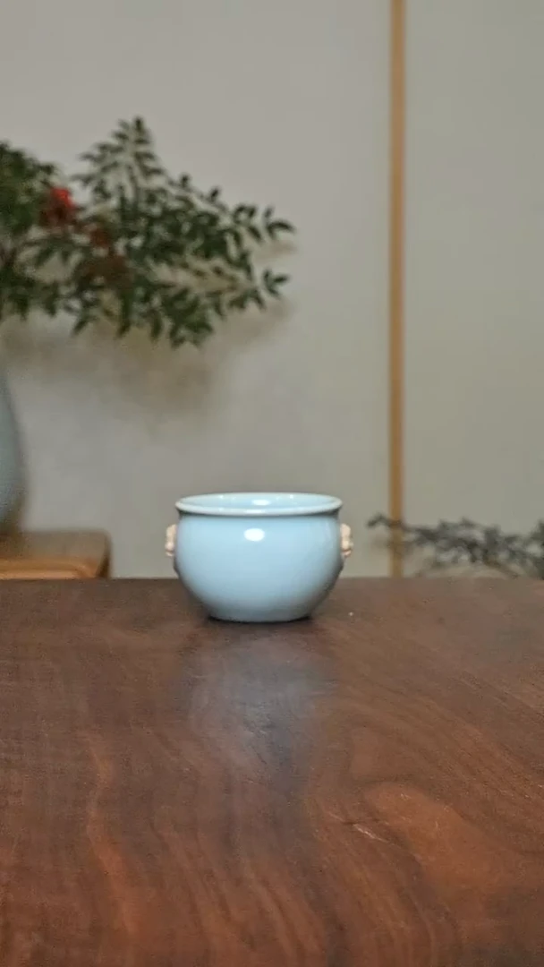 虎头缸杯 天青 微瑕 朱晓辉款