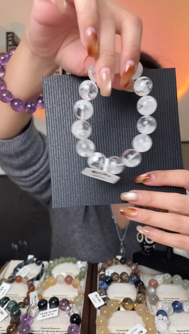 未镶嵌手链水晶白雪花幽灵，拍10单发整串，拍错发单珠