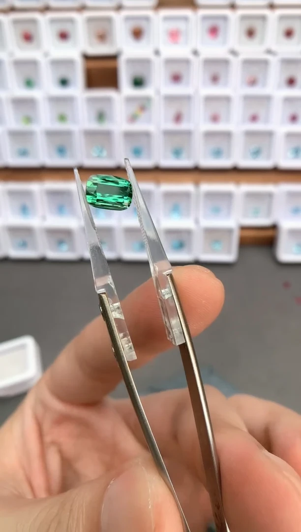 定制碧玺裸石未镶嵌2.55ct