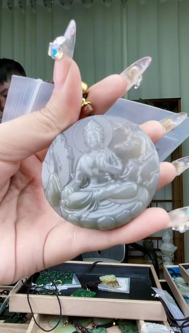 【闪购商品】和田玉挂件未镶嵌拍一发一，多样性发货！