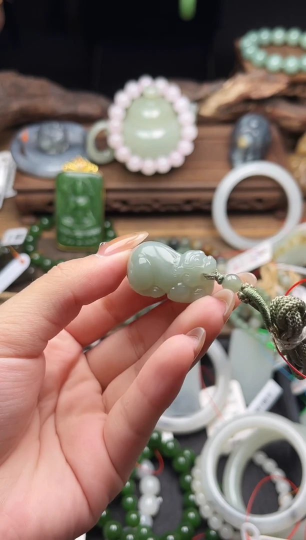 吊坠(不含链)未镶嵌和田玉吐拉牧场 貔貅9009349