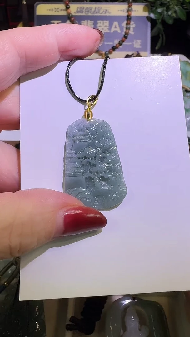 颈饰未镶嵌翡翠A货