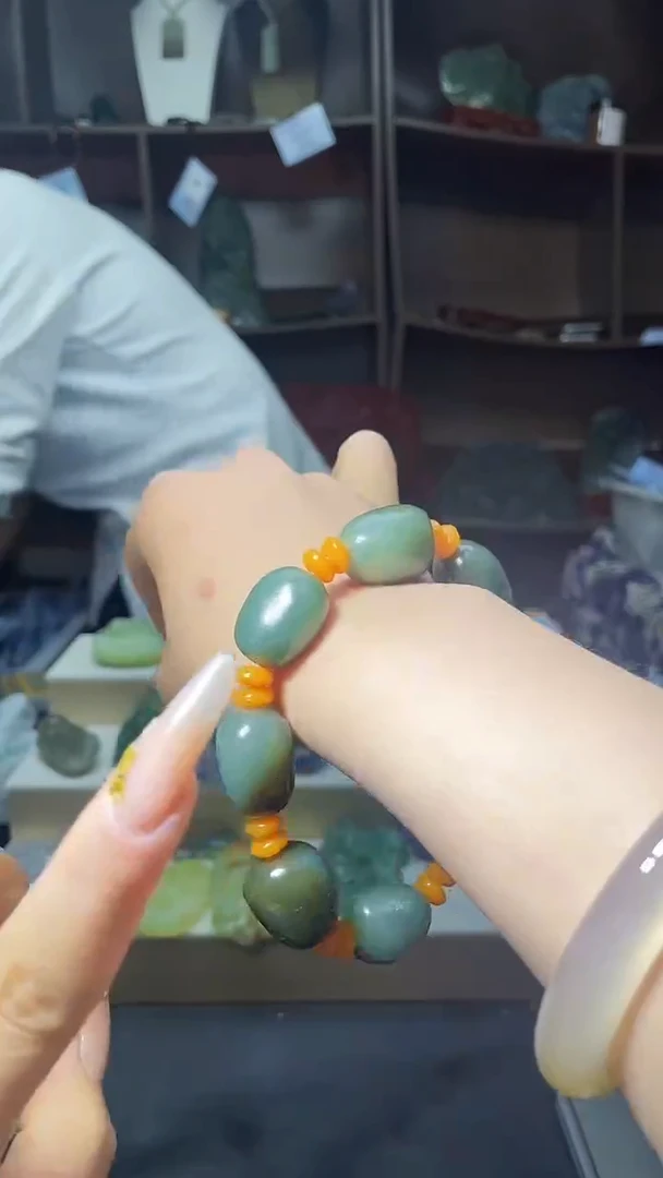 【闪购商品】和田玉颈饰未镶嵌1