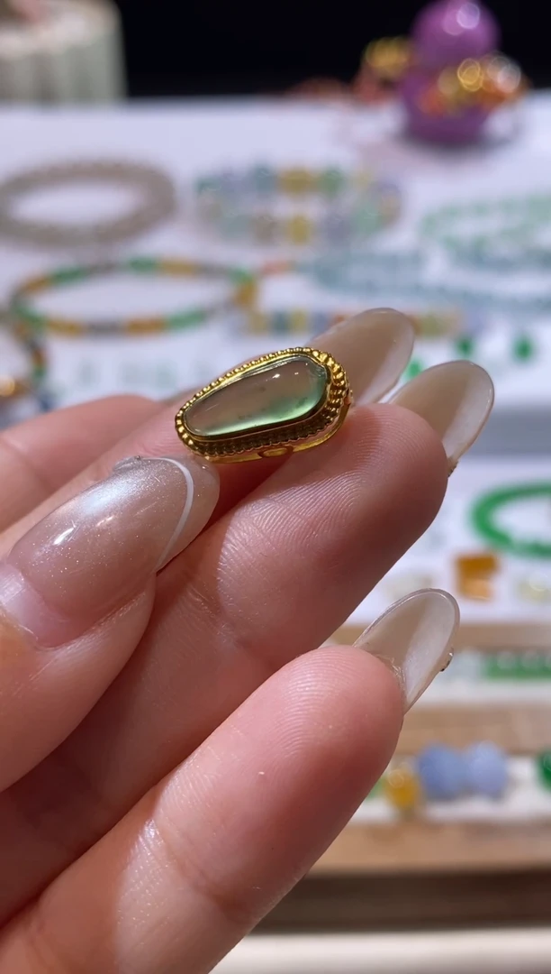 未镶嵌定制翡翠卡11.7福瓜 买断不退换