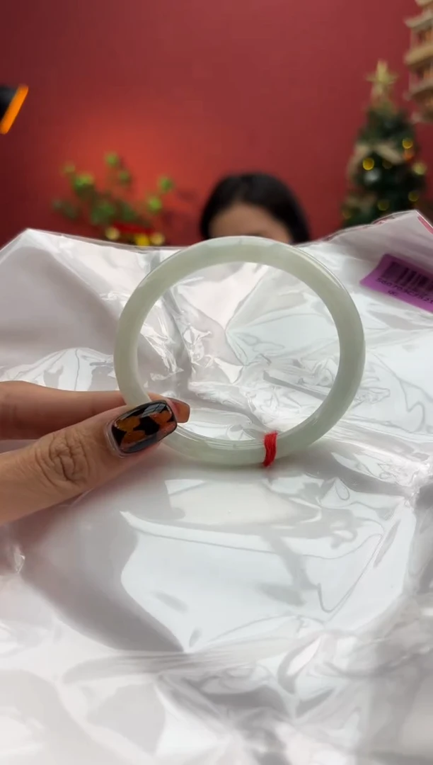 未镶嵌手镯（贵妃镯）翡翠翡翠手镯1