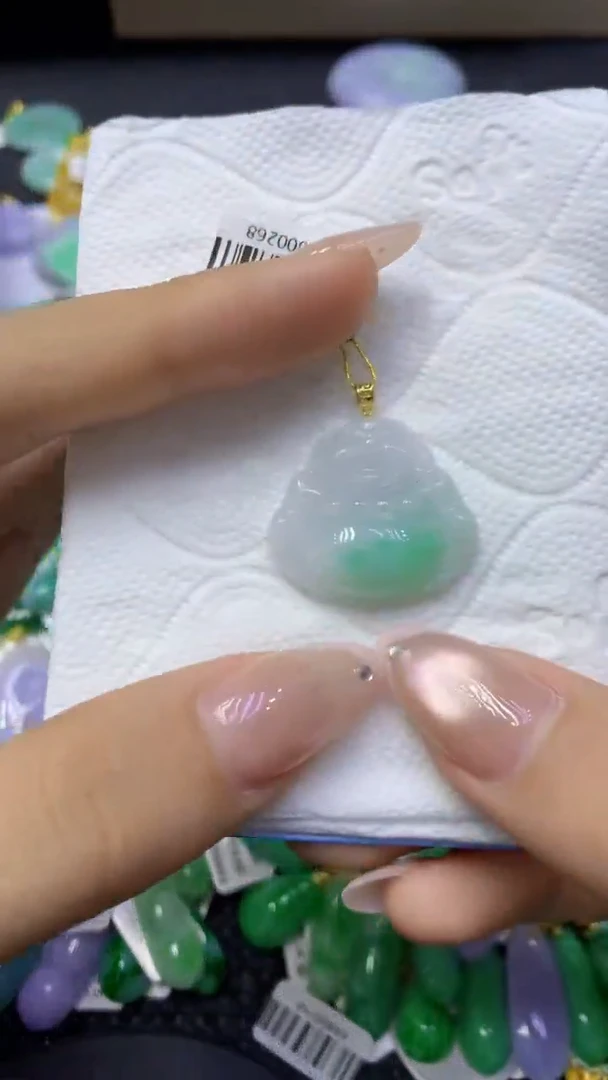 颈饰18K金镶嵌翡翠天然缅甸翡翠A货