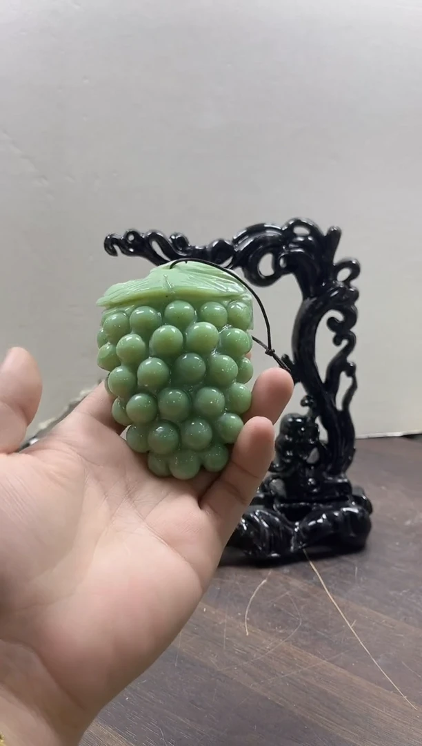 玉所***成葡萄家居摆件