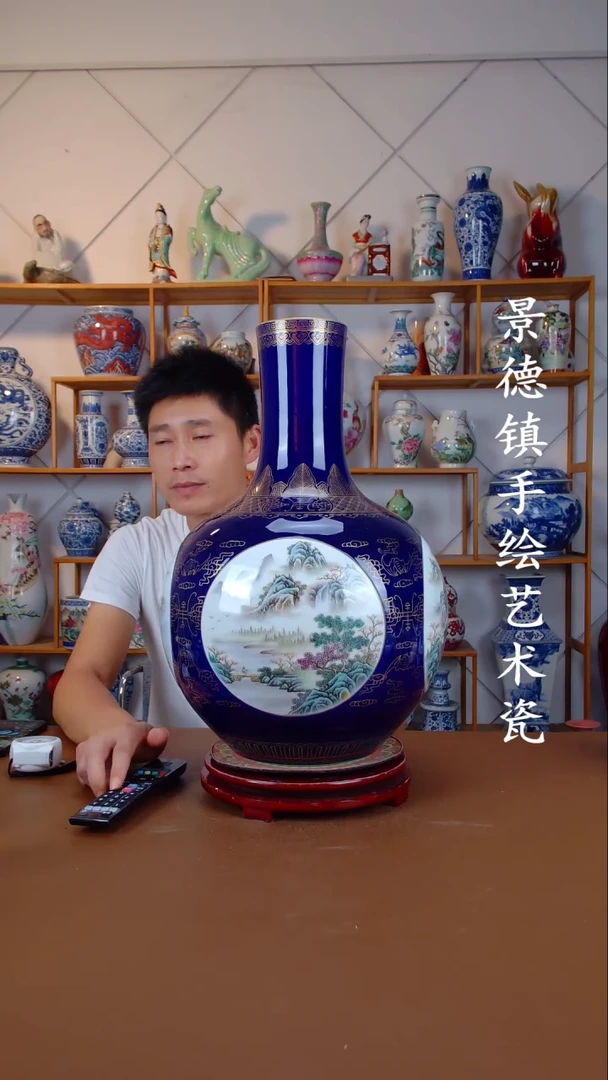 现代景德镇手工手绘陶瓷摆件12