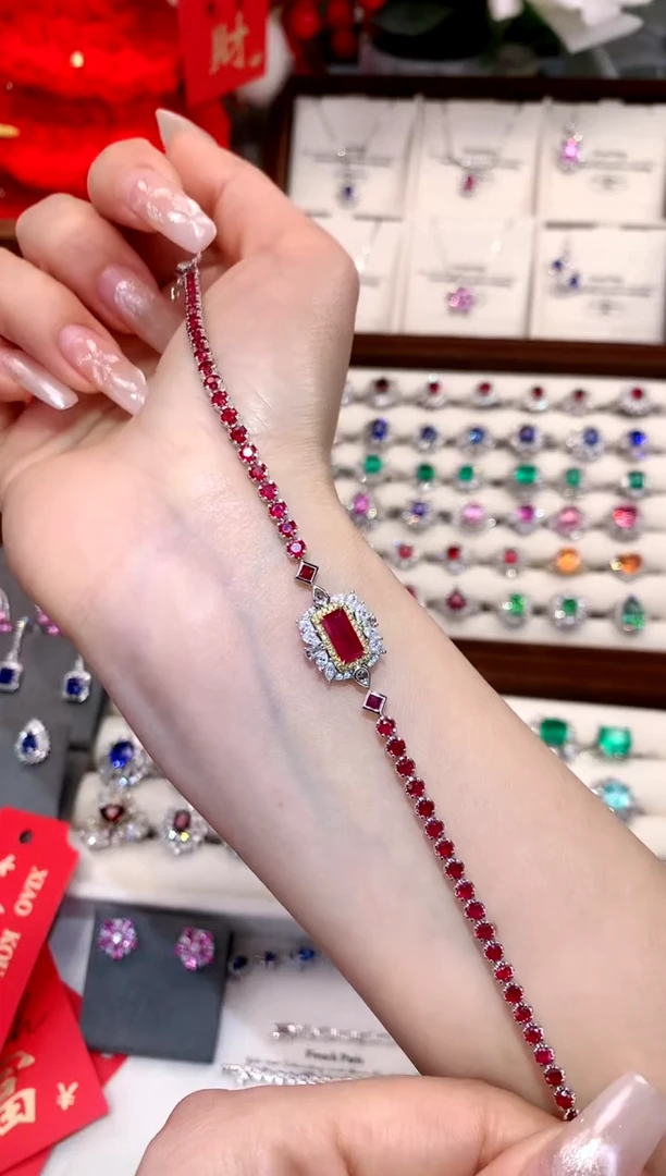 【闪购商品】红宝石手链18K金镶嵌0.785ct/天然宝石/七天无理由