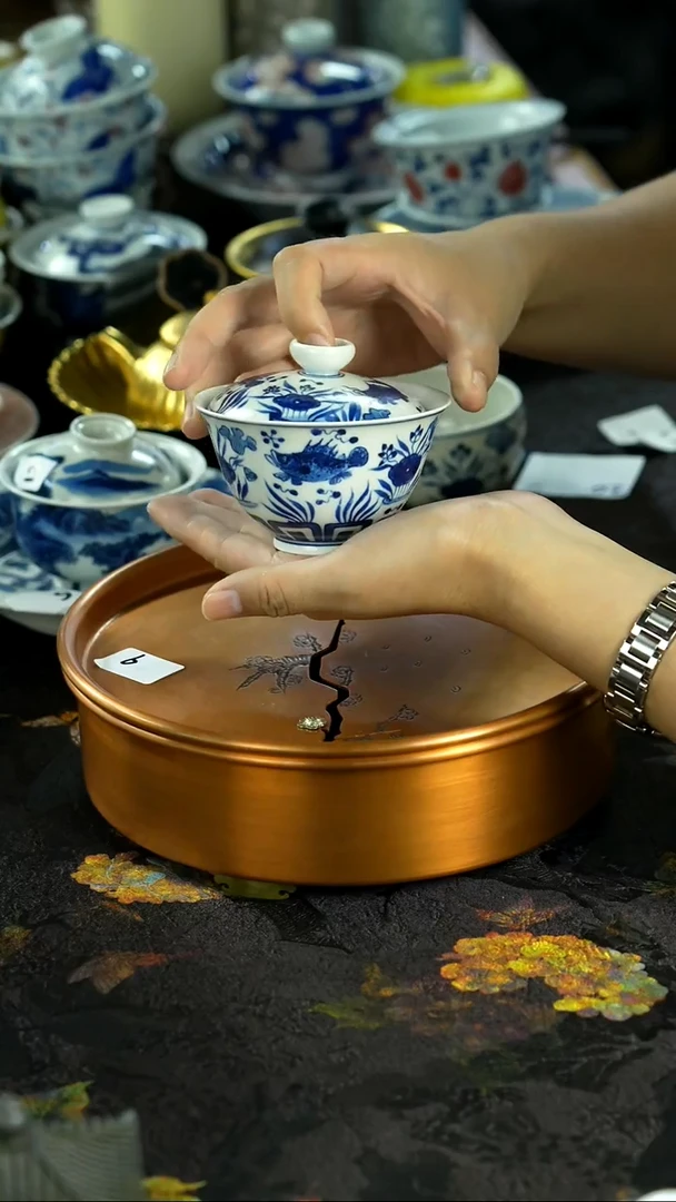 景德镇手绘瓷器放漏场