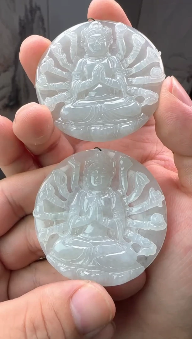 吊坠(不含链)未镶嵌翡翠天然缅甸A货翡翠（观音）多样性发其一