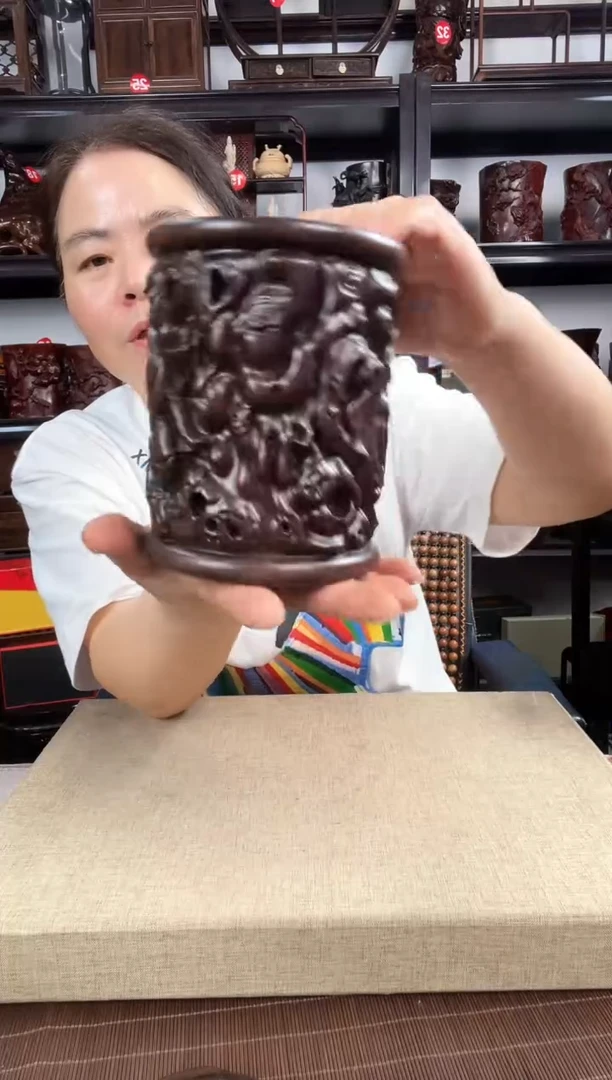 木寿桃笔筒老李红木工艺品