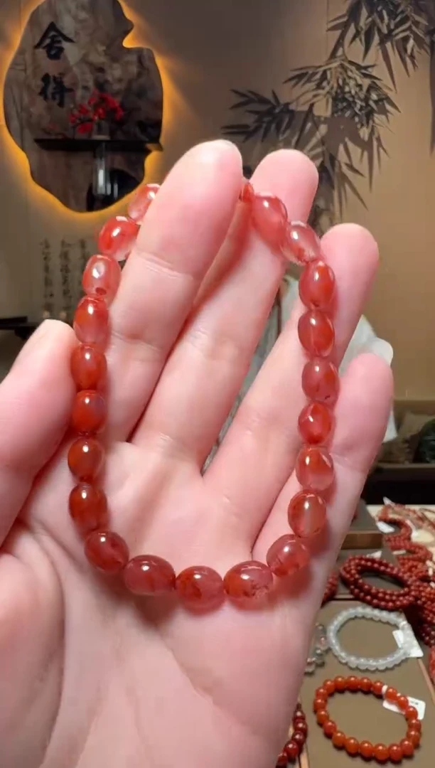 未镶嵌原矿随形手串南红玛瑙一条 多样性发货