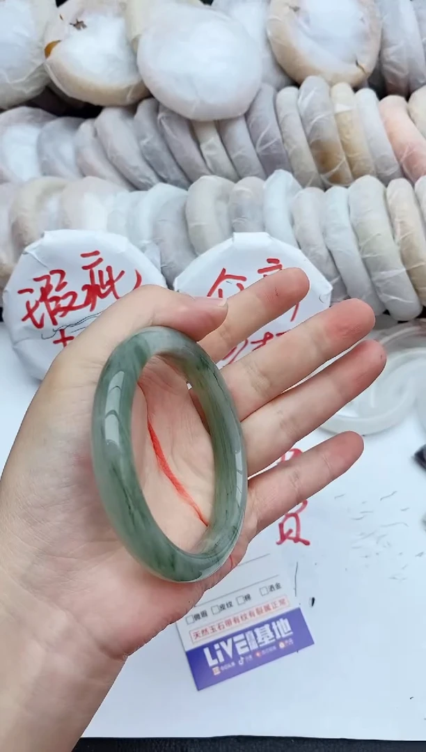 石英质玉手镯未镶嵌瑕疵233+58/59