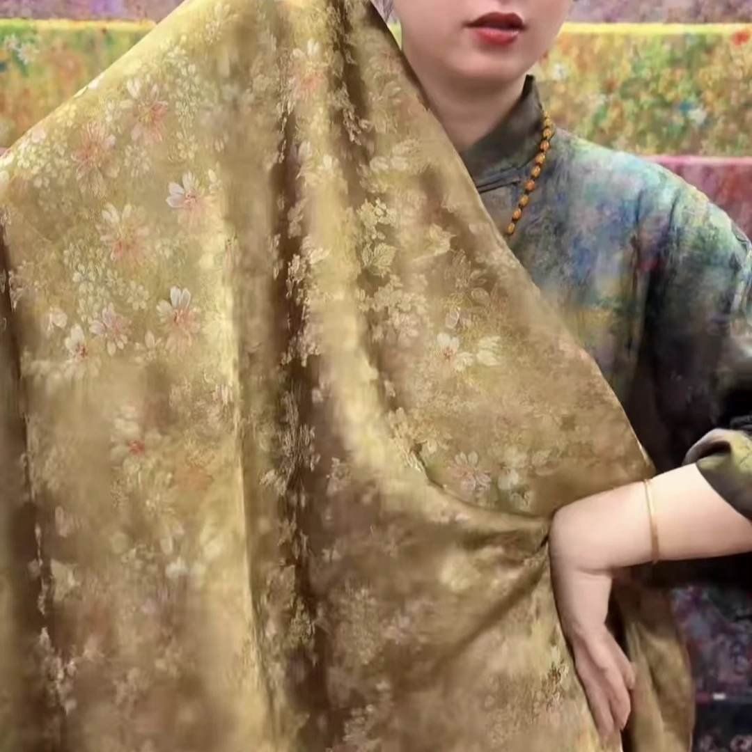 新中式花萝  秋香黄小雏菊 l-26  服装面料