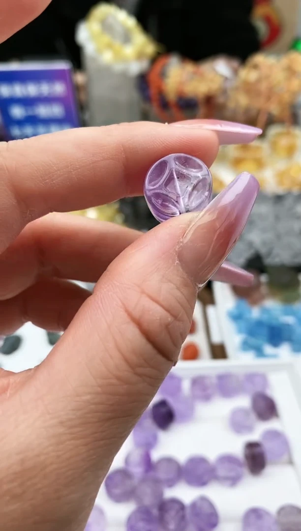 【闪购商品】水晶吊坠(不含链)未镶嵌9a多样性发其一/2.5/1个