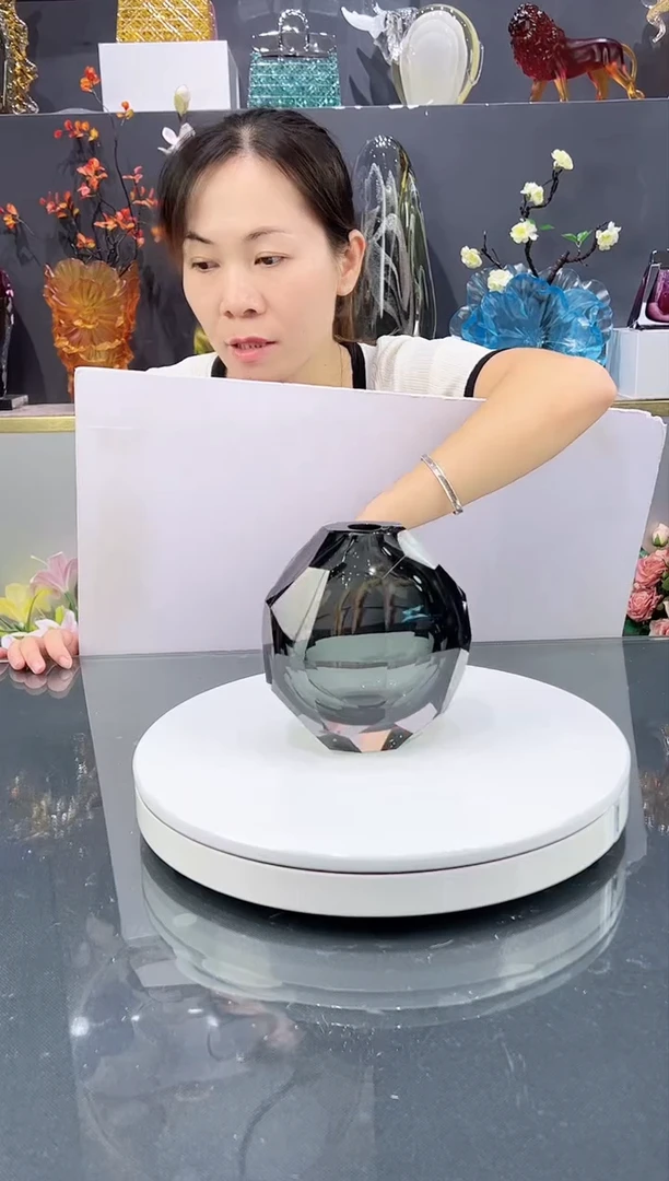 琉璃水晶琉璃香薰瓶1个